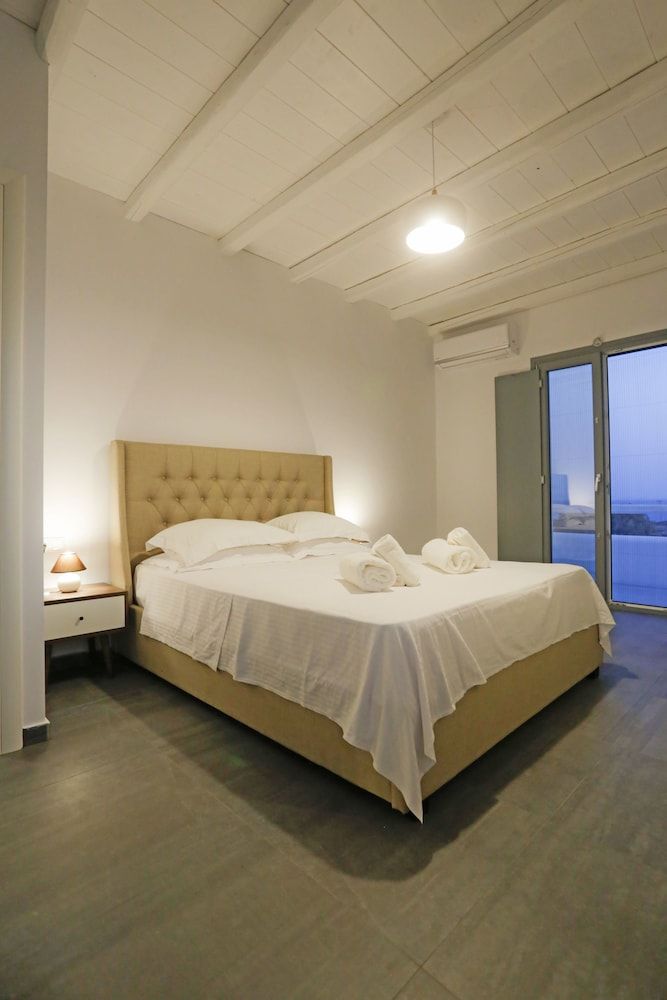 Nikoi Villas Deluxe Villa, 3 Bedrooms, Private Pool (2)