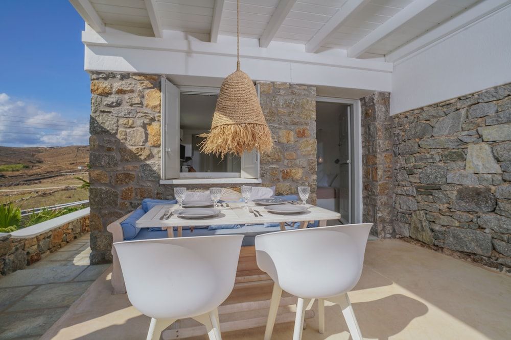 VLIA MAR Myconian Residences Deluxe Studio Suite, 1 Queen Bed, Sea View 6