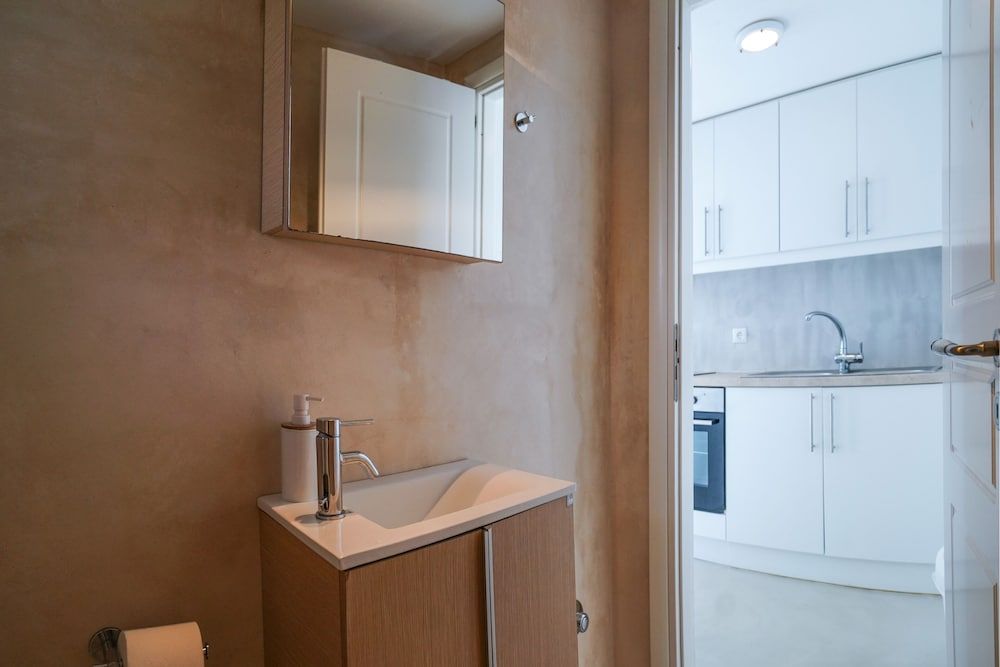 VLIA MAR Myconian Residences Deluxe Studio Suite, 1 Queen Bed, Sea View 12