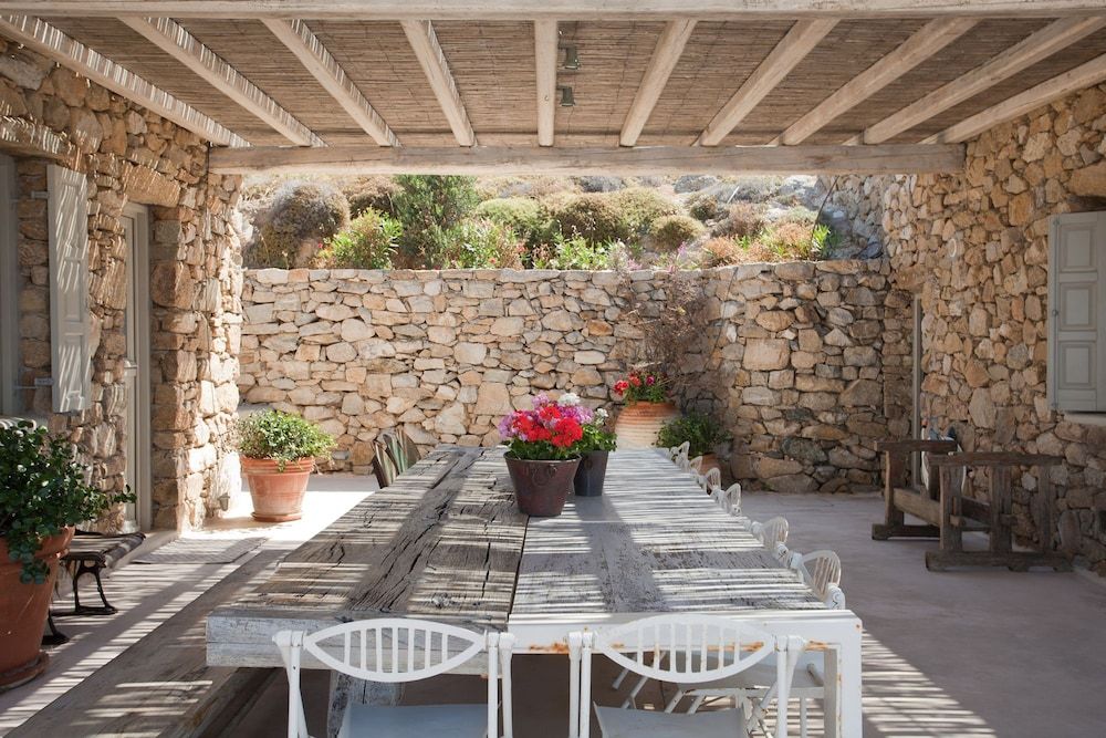 undefined Villa Sandstone 10