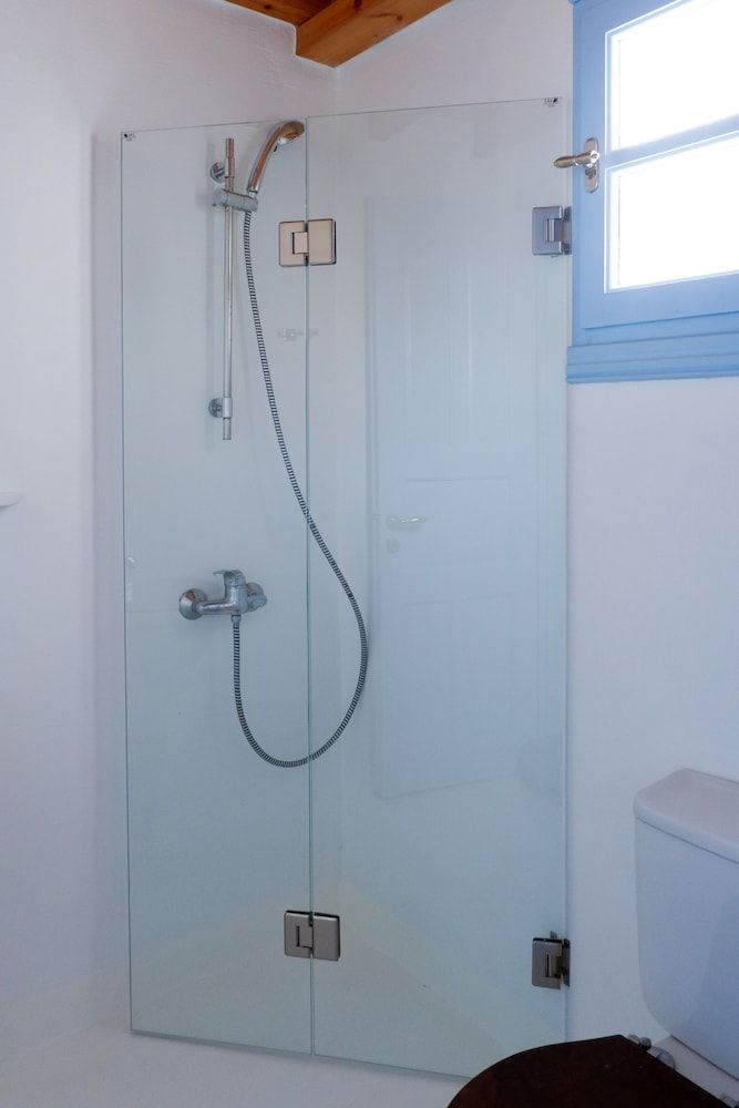 Anerousses Mykonian Traditional Houses Deluxe Room with Sea View 6