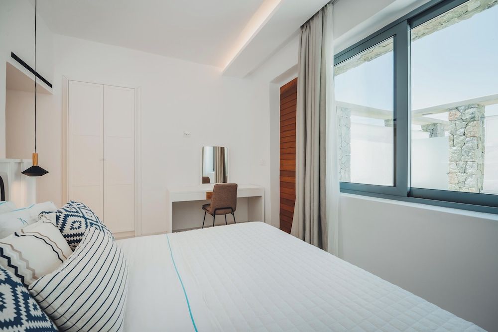 ΑRCS Suites & Residences Comfort open plan studio Land view 3