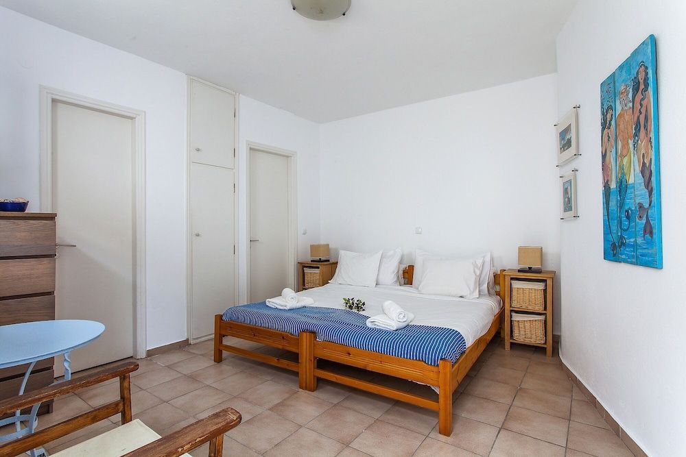 undefined Villa Iris in Ag. Lazaros 8