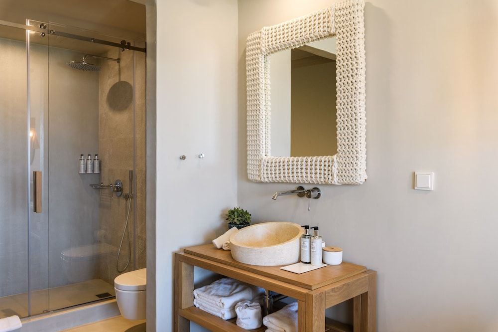 Destino Anamar Mykonos Comfort Room 8