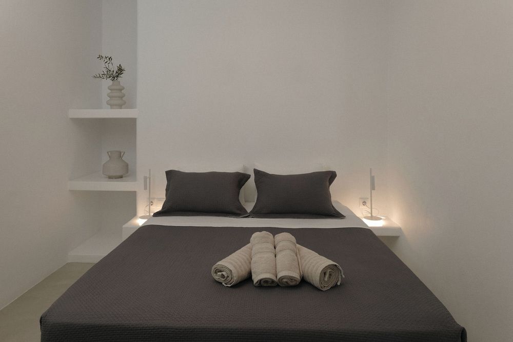 Mykonos Supreme Comfort Suites & Villas Traditional Apartment, Multiple Beds (Athena I)