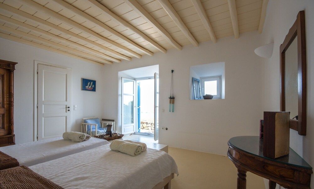 Villa Cycladic Breeze Tranquil & Private Villa, 6 Bedrooms, Jetted Tub 50