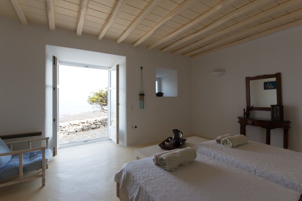 Villa Cycladic Breeze Tranquil & Private Villa, 6 Bedrooms, Jetted Tub 51