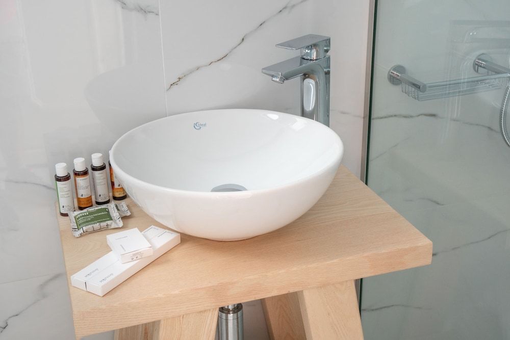 Central suites Standard Room, Sea View 6