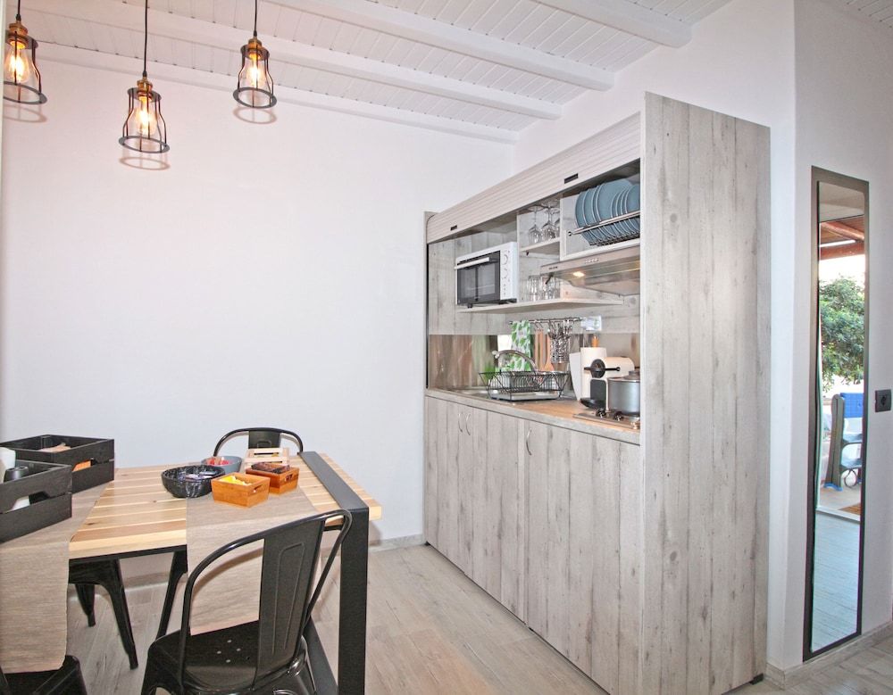 Camara Studio Mykonos Apartment, Garden View 13