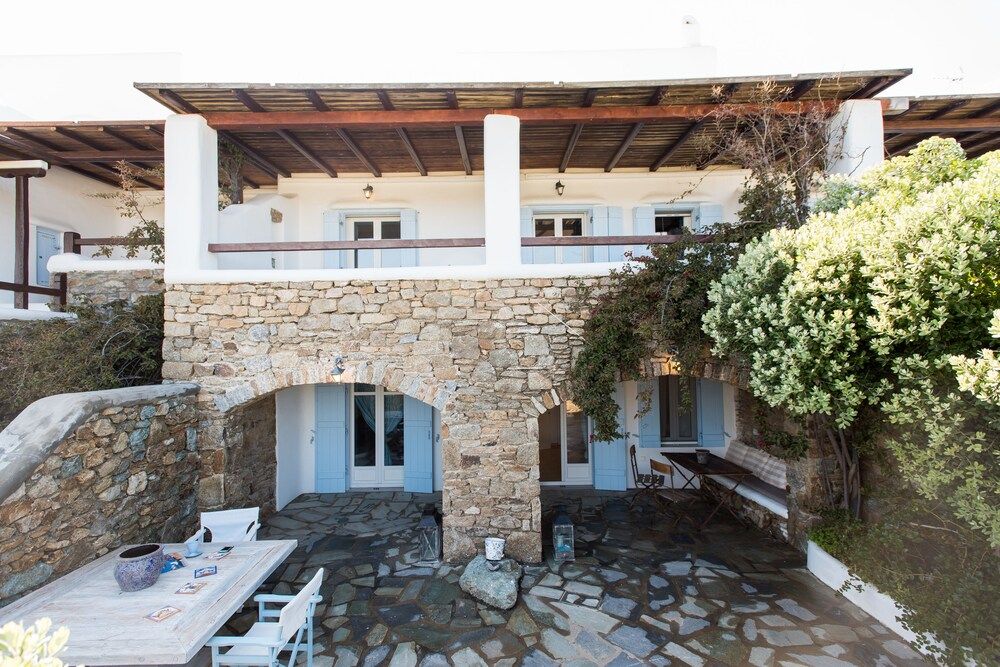 undefined Beautiful Villa at Panormos 3