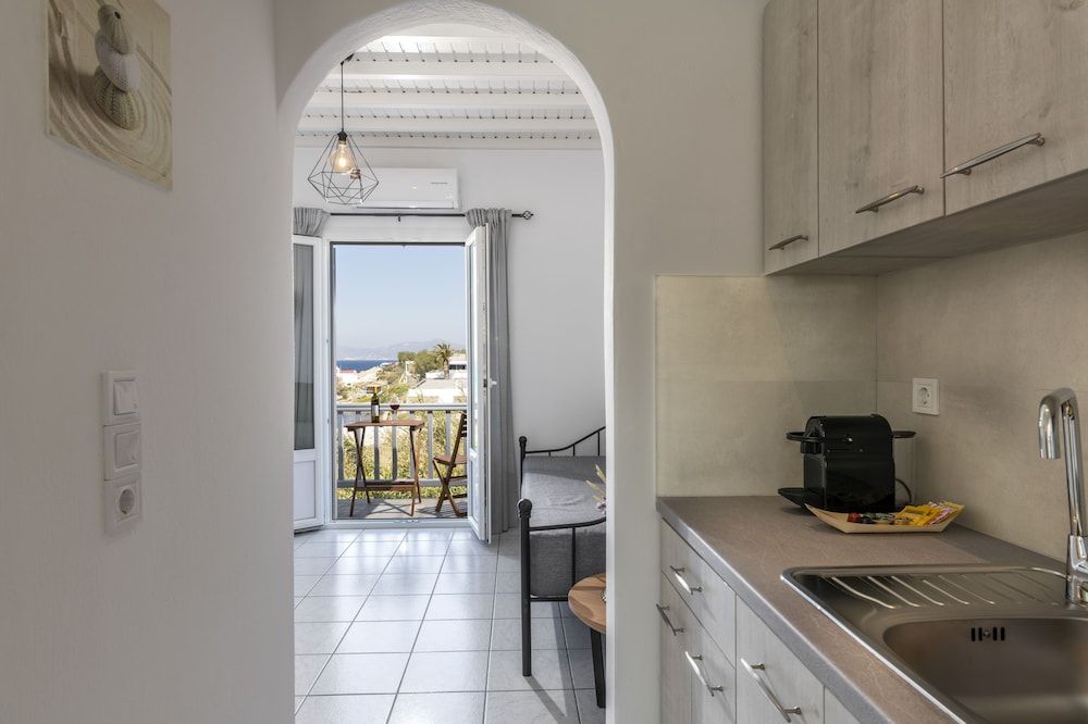Secret Garden Apartments Superior Apartment, Sea View 4