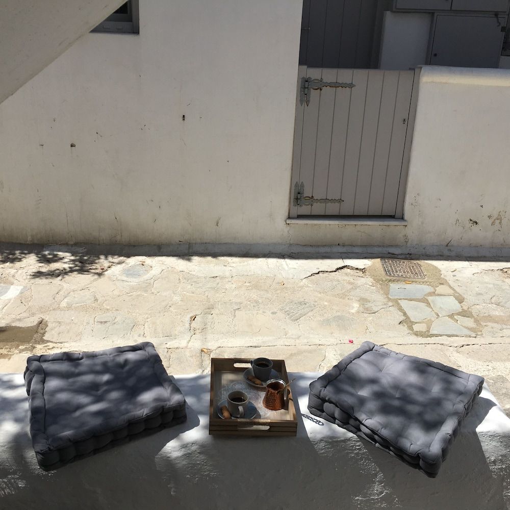 undefined Cute Mykonos Downtown Studio 4