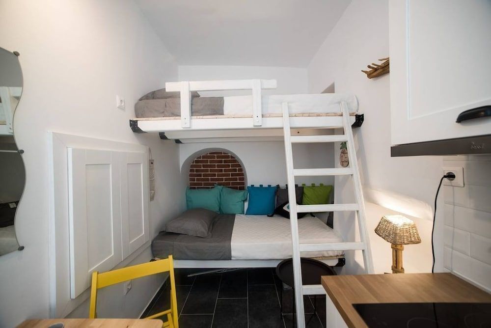 Cute Mykonos Downtown Studio Apartment 2