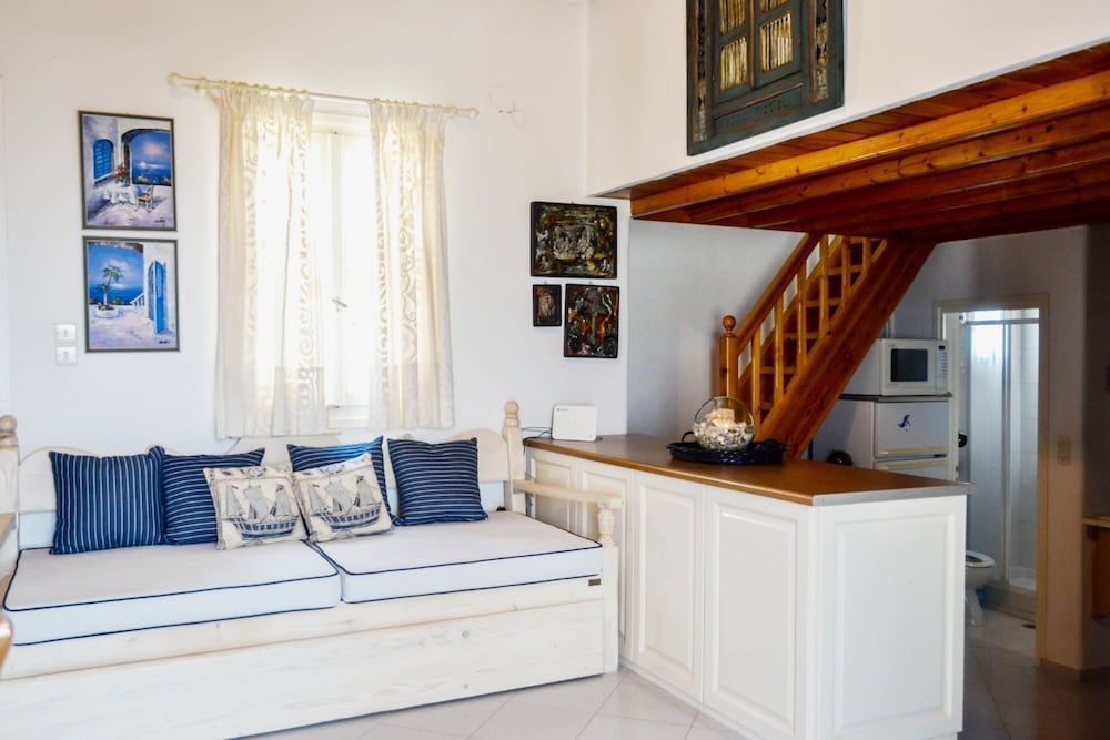 Complex of Cycladic traditional houses House, 4 Bedrooms 12