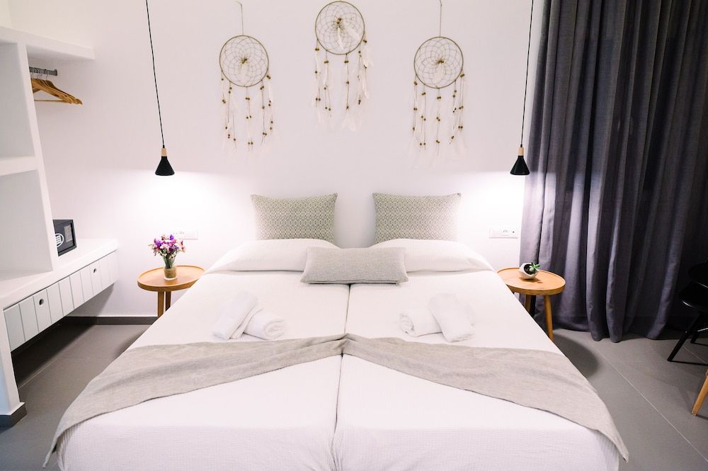 Abelos Mykonos Deluxe Double Room 3