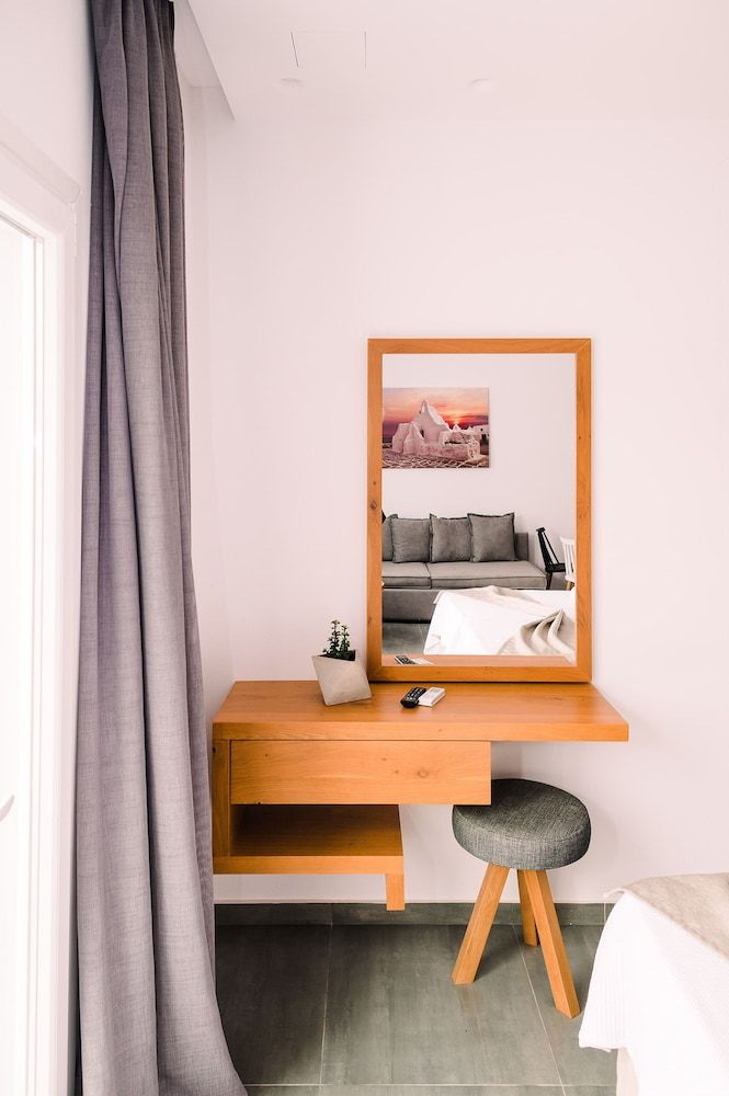 Abelos Mykonos Deluxe Suite, Sea View (with Outdoor Jetted Tub) 19