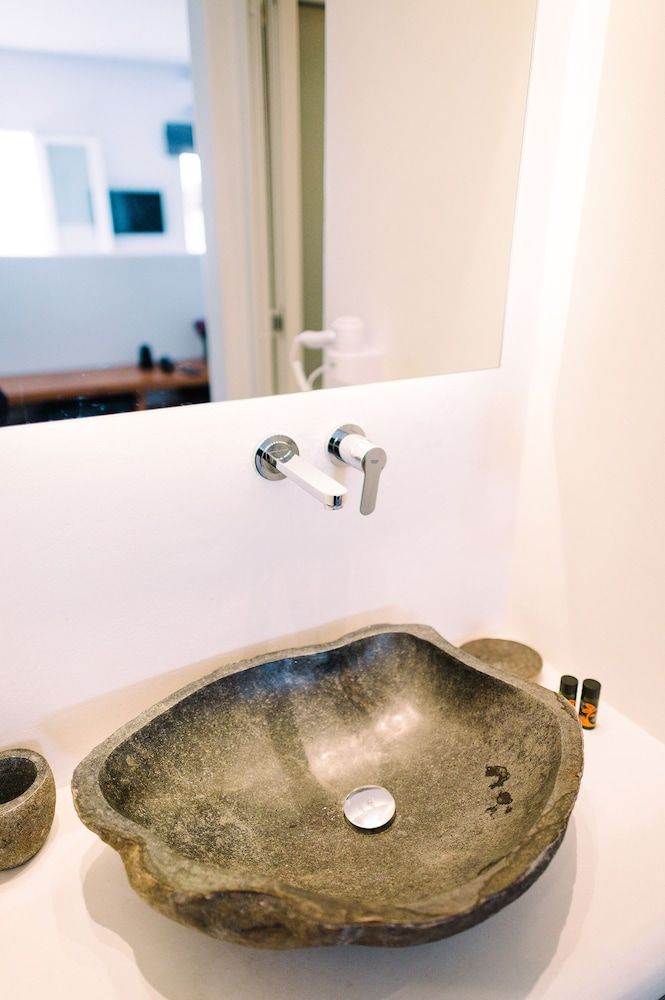 Abelos Mykonos Deluxe Suite, Sea View (with Outdoor Jetted Tub) 13