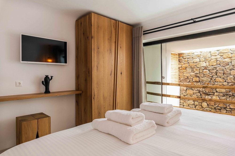 undefined Obsession Mykonos 8