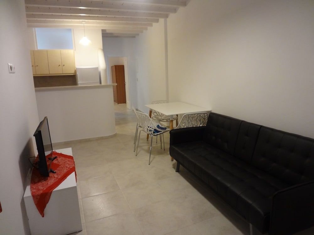 undefined George House 6