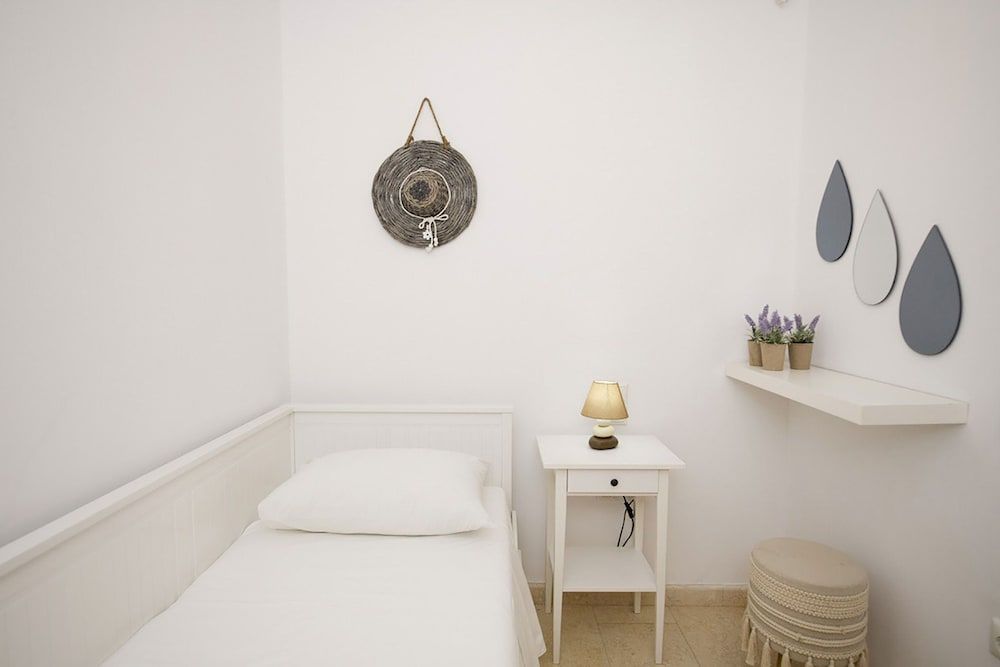 Marvi House 1 Cottage 9