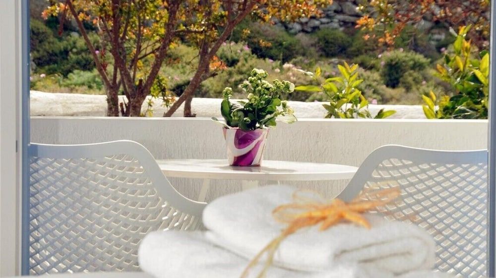 Flora's Houses Mykonos House (1) 6