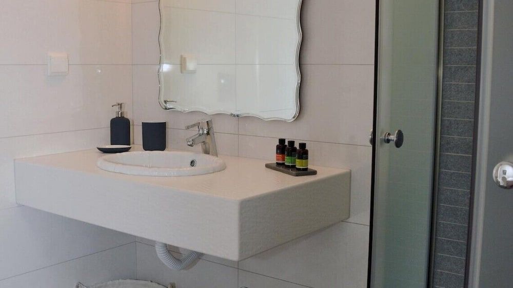 Flora's Houses Mykonos House (1) 8