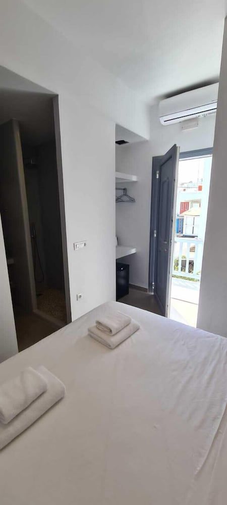 Eternal Town Economy Double Room 6