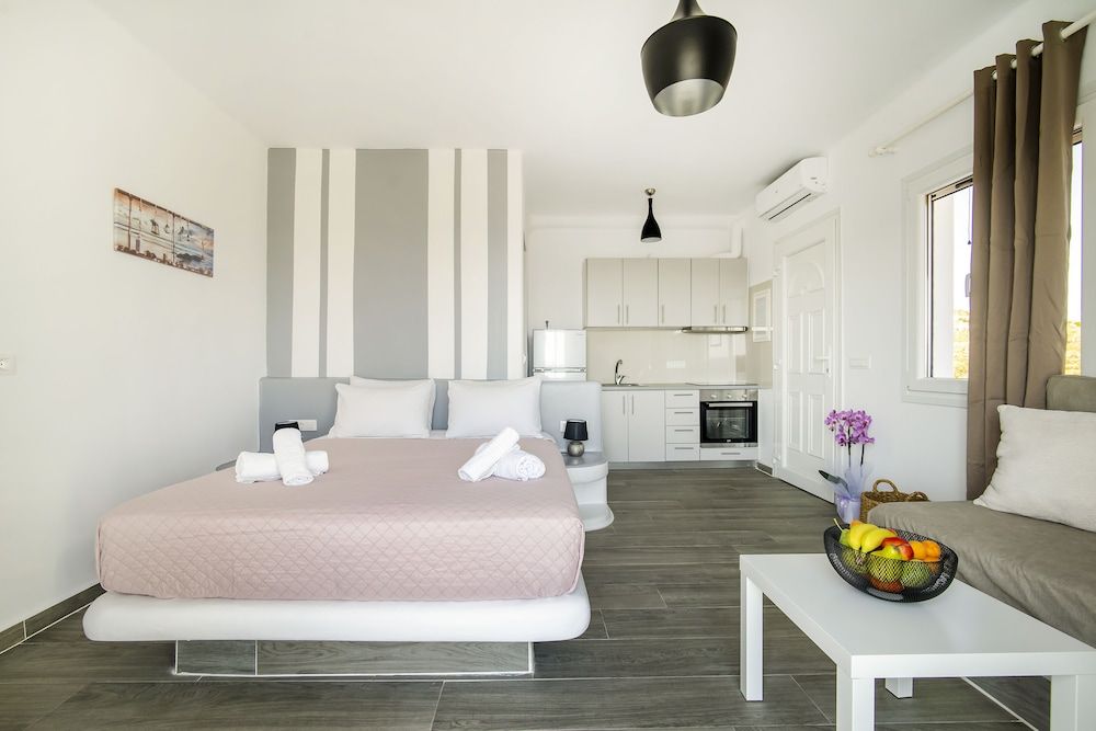 Oniropetra Apartaments Superior Studio, 1 Double Bed, Balcony, Sea View 2