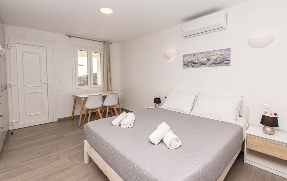 Oniropetra Apartaments Studio 2