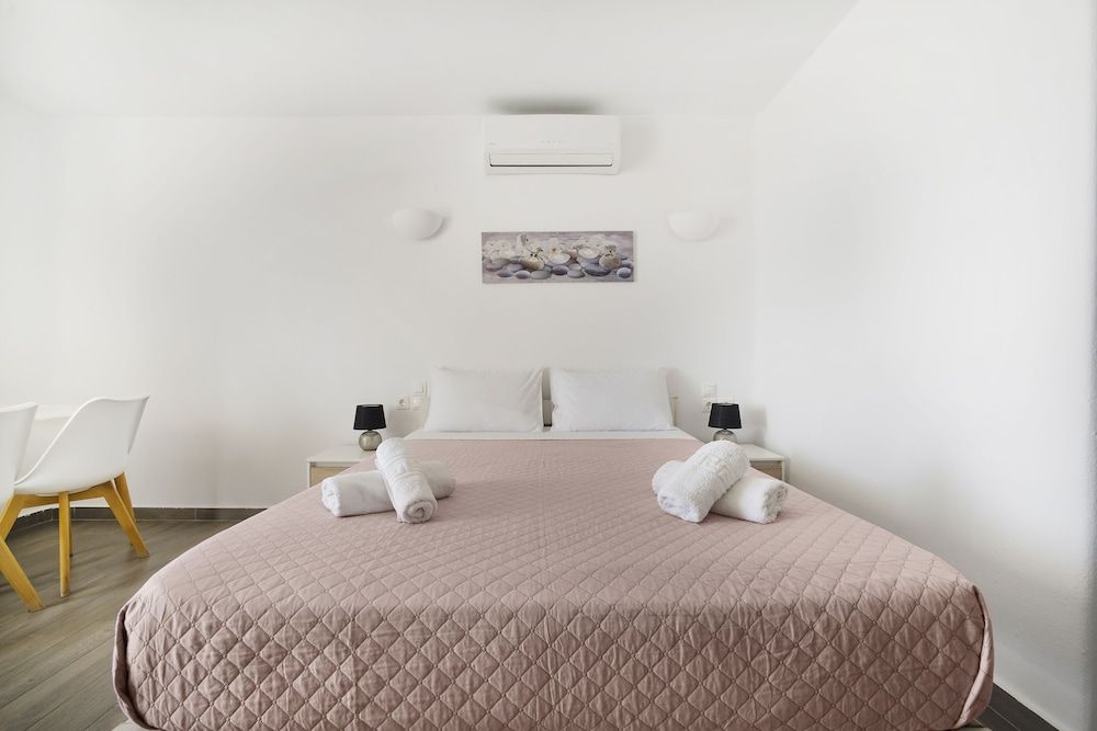 Oniropetra Apartaments Studio 6