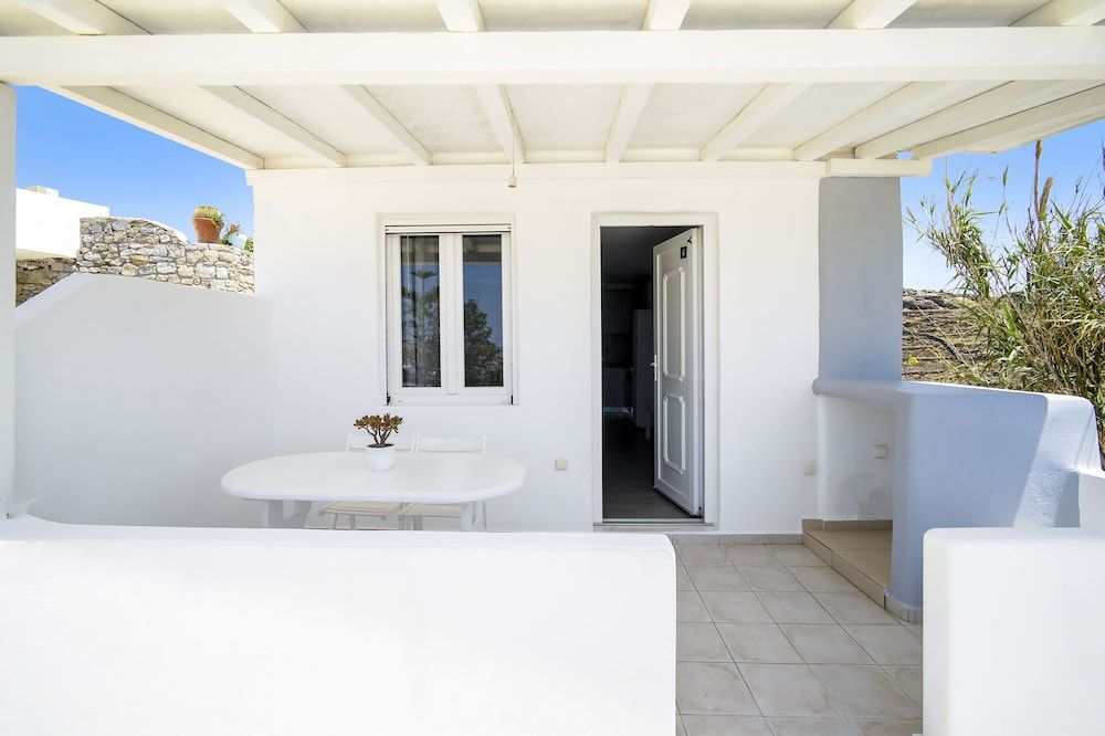 Oniropetra Apartaments Studio 17