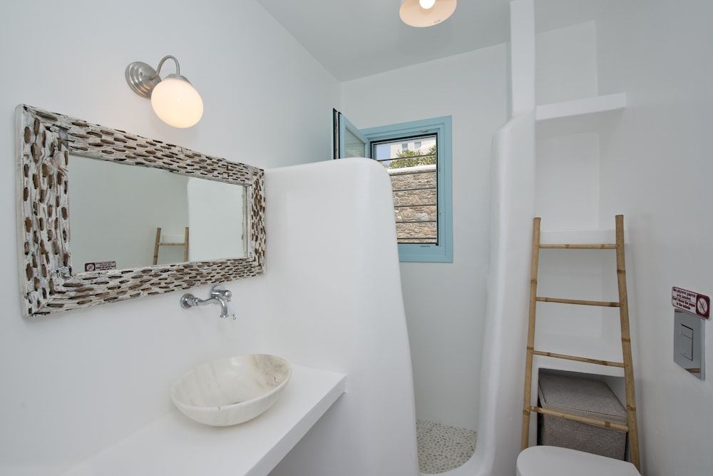 Nephiria's Villa Danelina next to Ornos&Psarou beach Villa, 4 Bedrooms 22