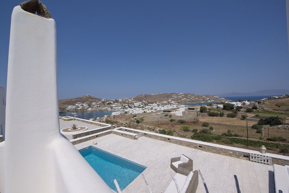 Nephiria's Villa Danelina next to Ornos&Psarou beach Villa, 4 Bedrooms 26