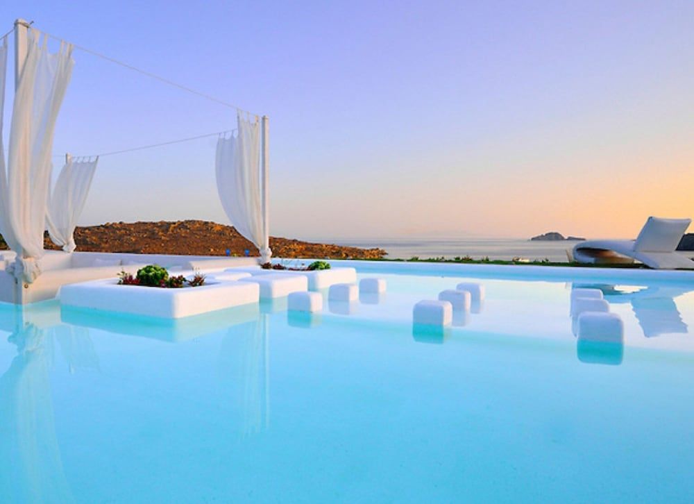 Infinity Pool