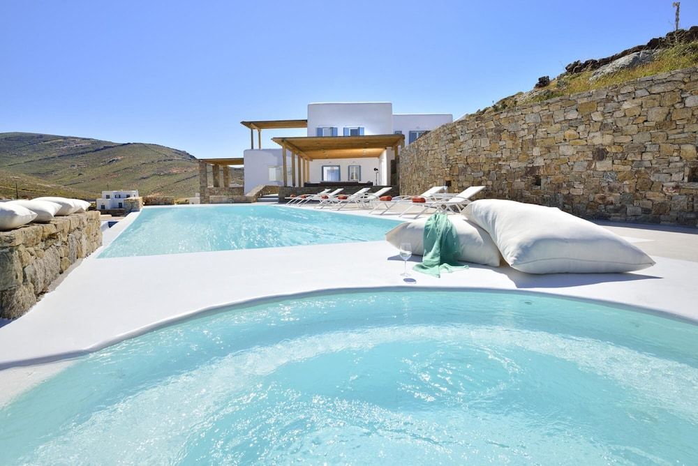 undefined Simone Elmina Villas in Mykonos 2