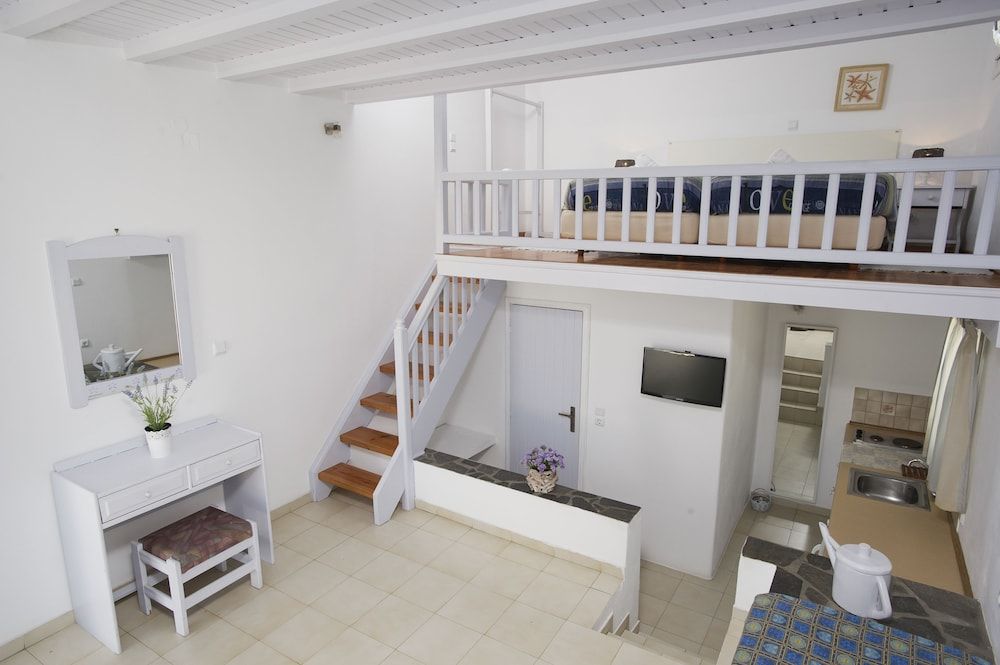 Superior Studio, Sea View