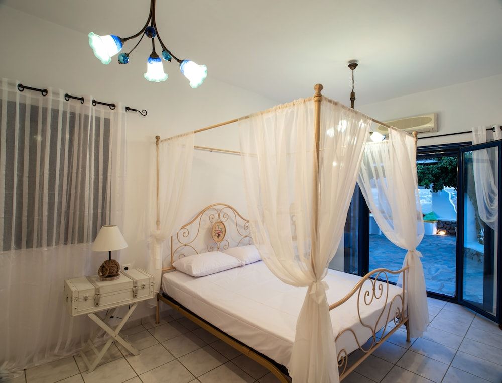 undefined Villa Narciso