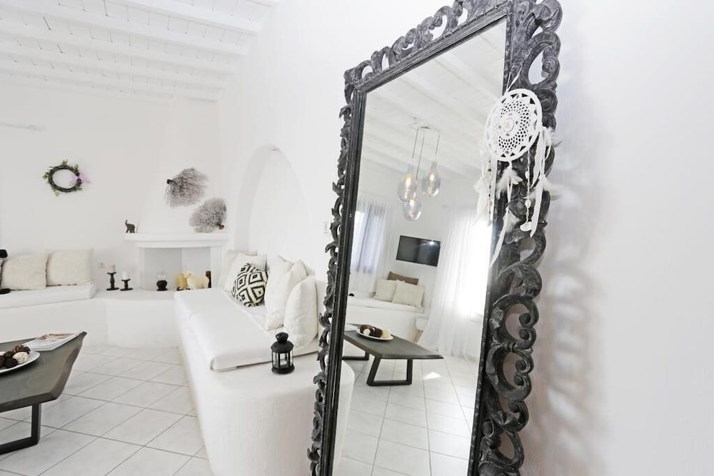 undefined Villa Aella 10