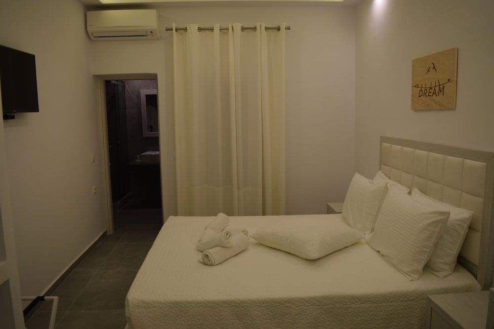 undefined Giannoulaki Resort 10