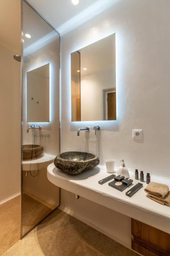 Breathtaking 5 Bedroom Villa With Private Pool Villa, Multiple Beds 24