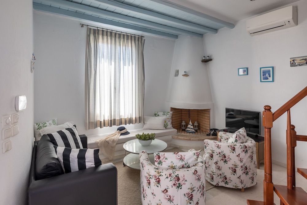 Little Blue Villa 15