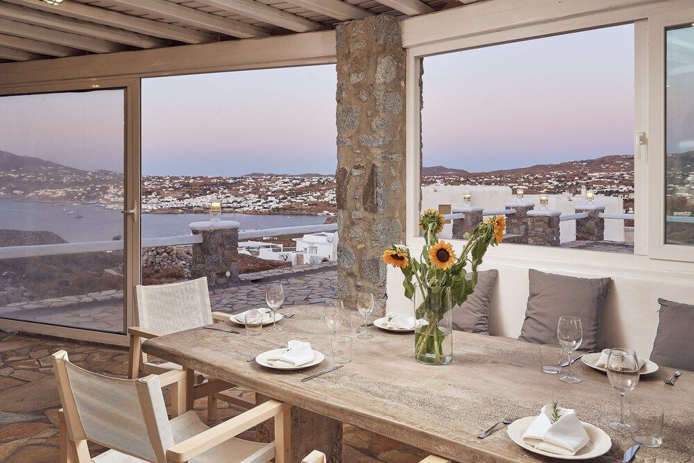 undefined Villa Petrolefko 3