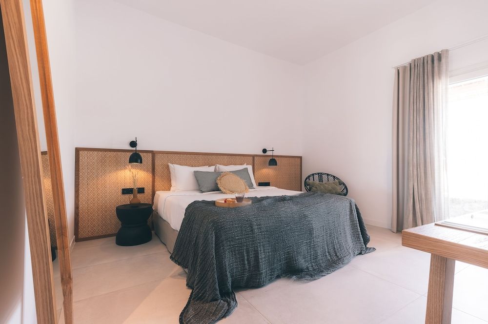 undefined Adama Mykonos Boutique Hotel 4