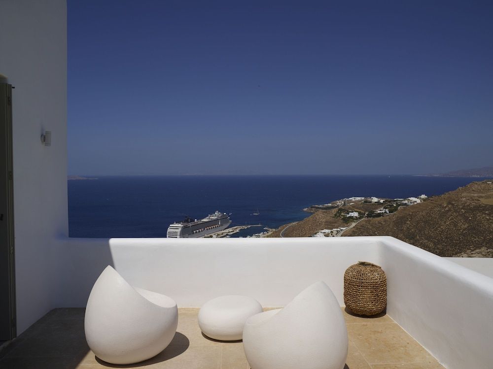 Absolute Paradise Villa Tourlos Luxury Villa, Multiple Bedrooms, Private Pool, Sea View 18