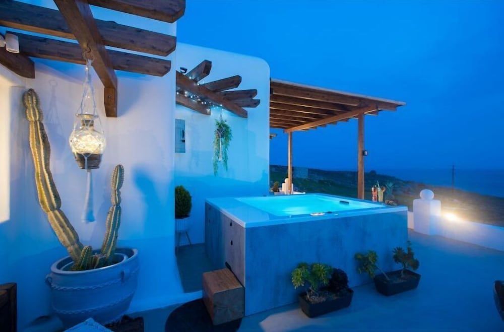 Evilia Mykonian Villa with Jaccuzi Luxury Villa 27