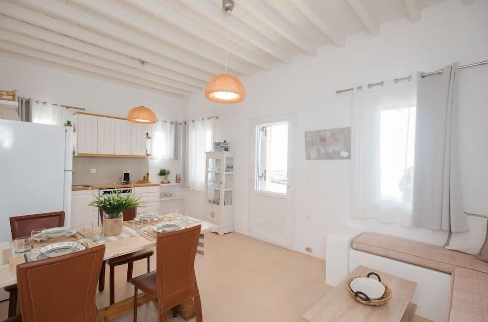 Evilia Mykonian Villa with Jaccuzi Luxury Villa 17