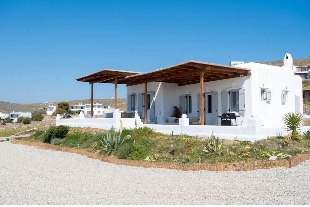 undefined Evilia Mykonian Villa with Jaccuzi 4