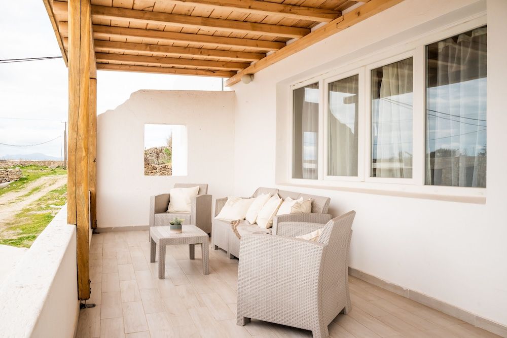 undefined aníko suites Psarou 8