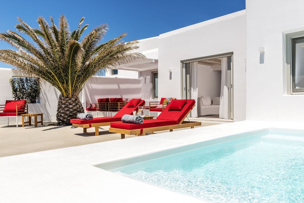 DELOS Deluxe two Bedroom Suite with Sea View and Private Pool