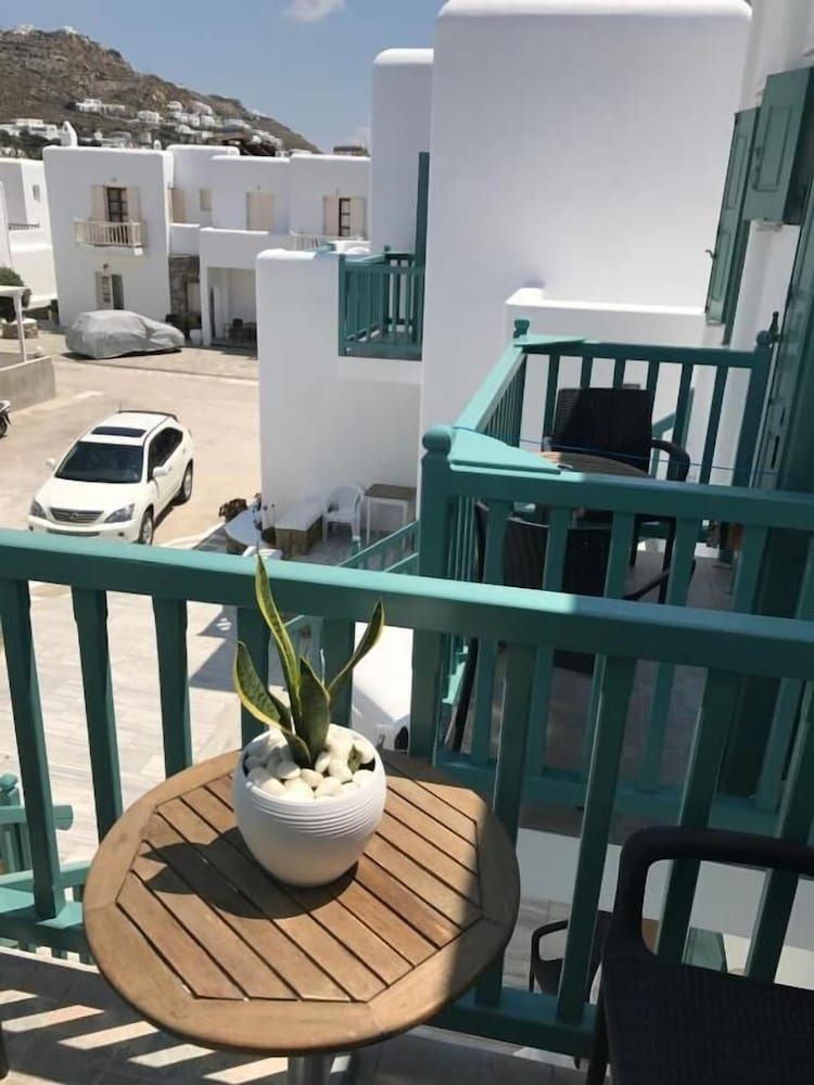 Yanna Asteri Suites Junior Suite 3 Adults 5